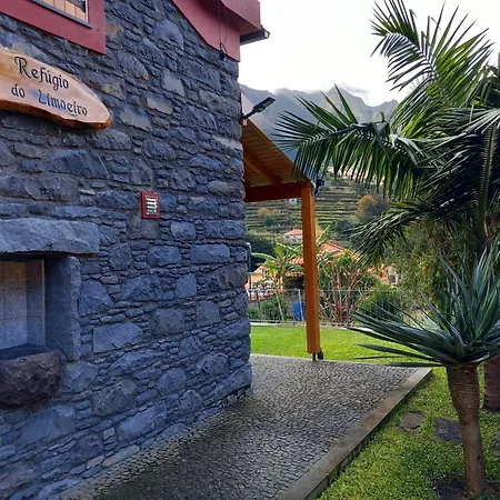 Holiday home Refugio Do Limoeiro *